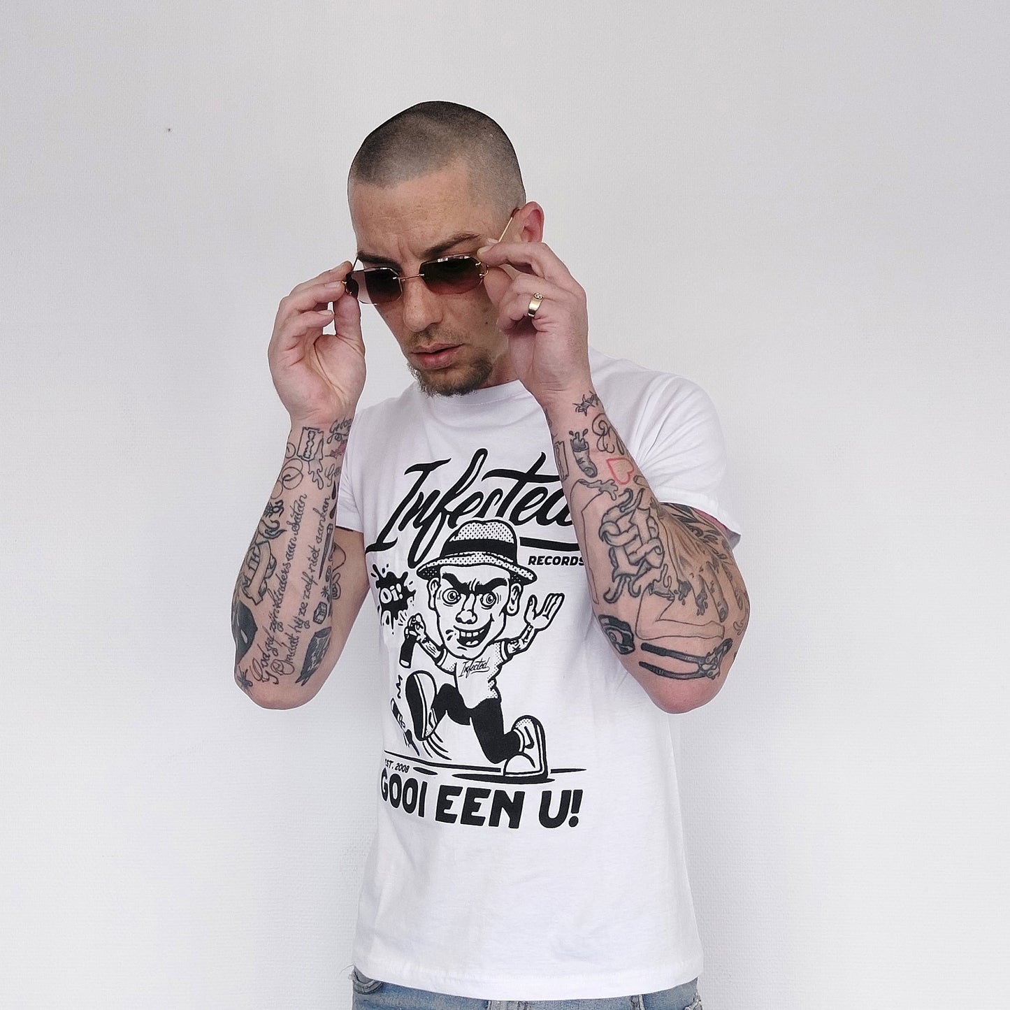 Oi T-shirt INFECTED X Don Leon (zwarte print) (XS, S, M, L)