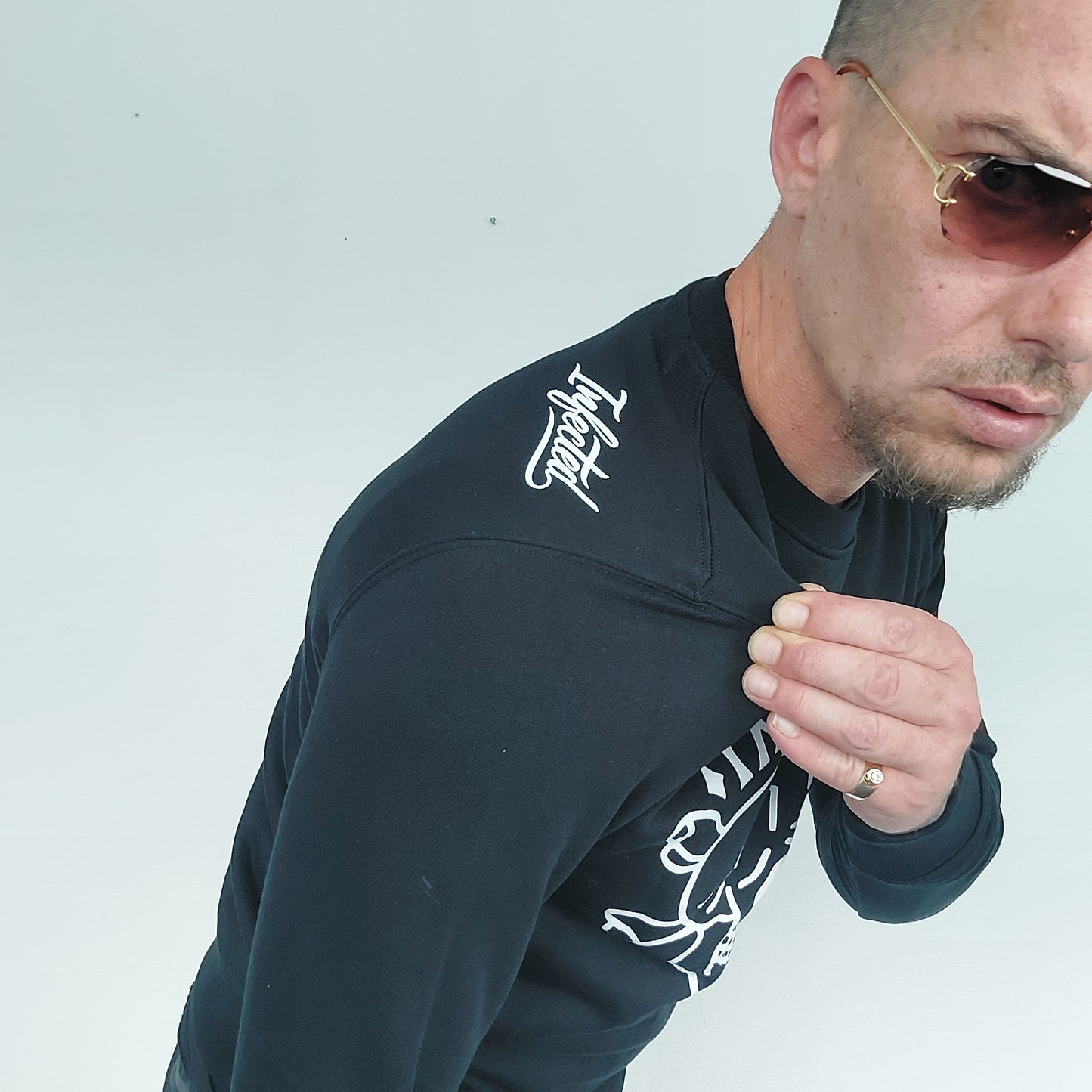 Crewneck Infected Skull (S)