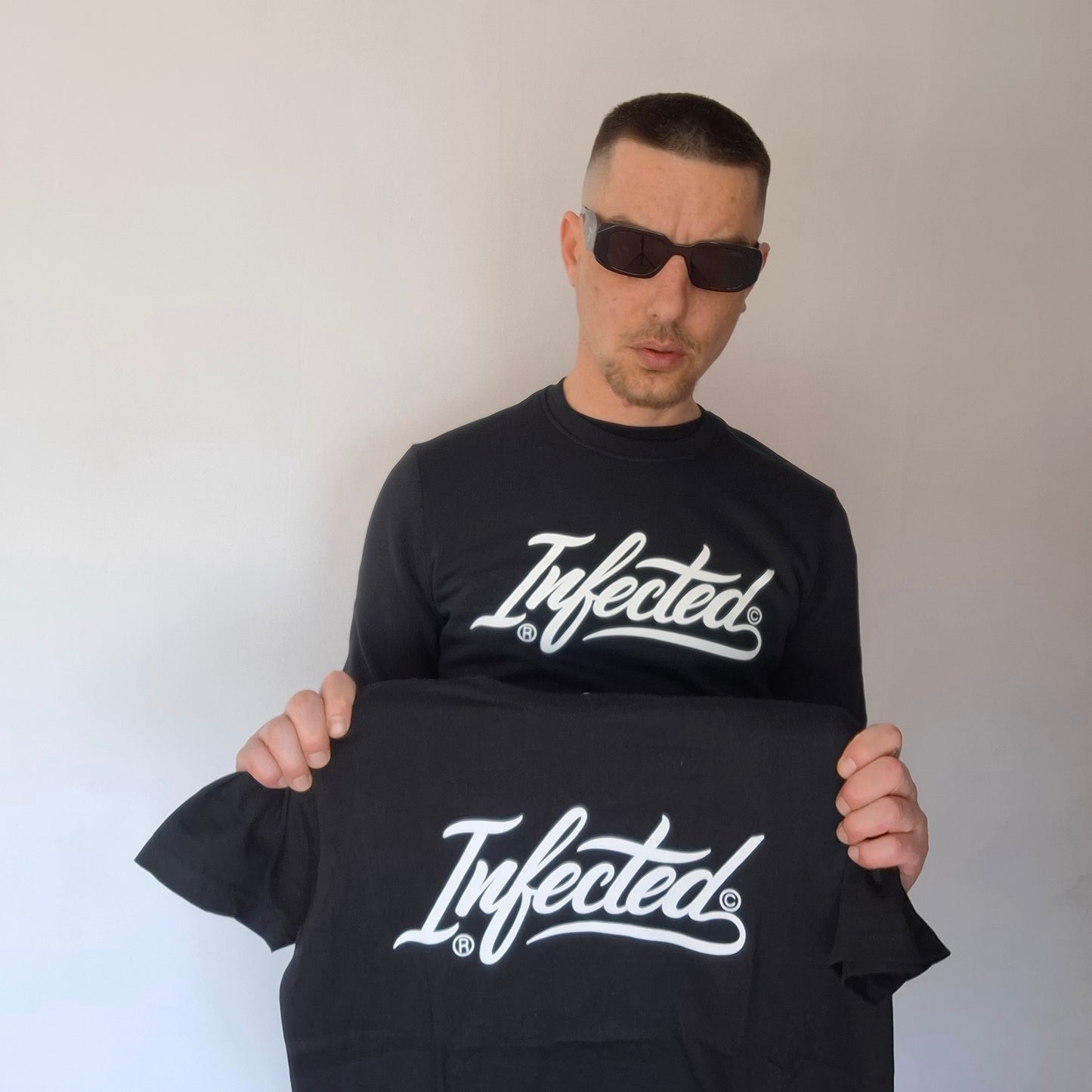 Crewneck Infected® (M)