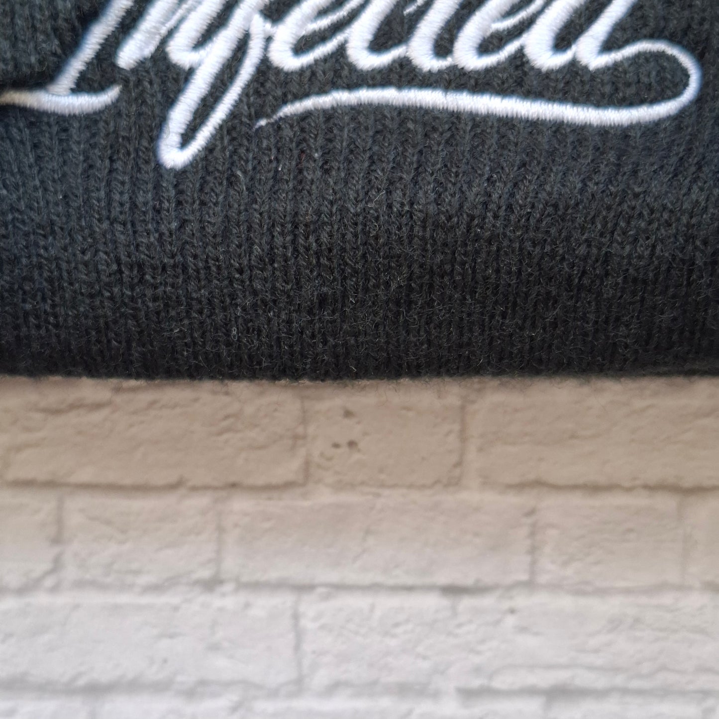Beanie Infected Borduring