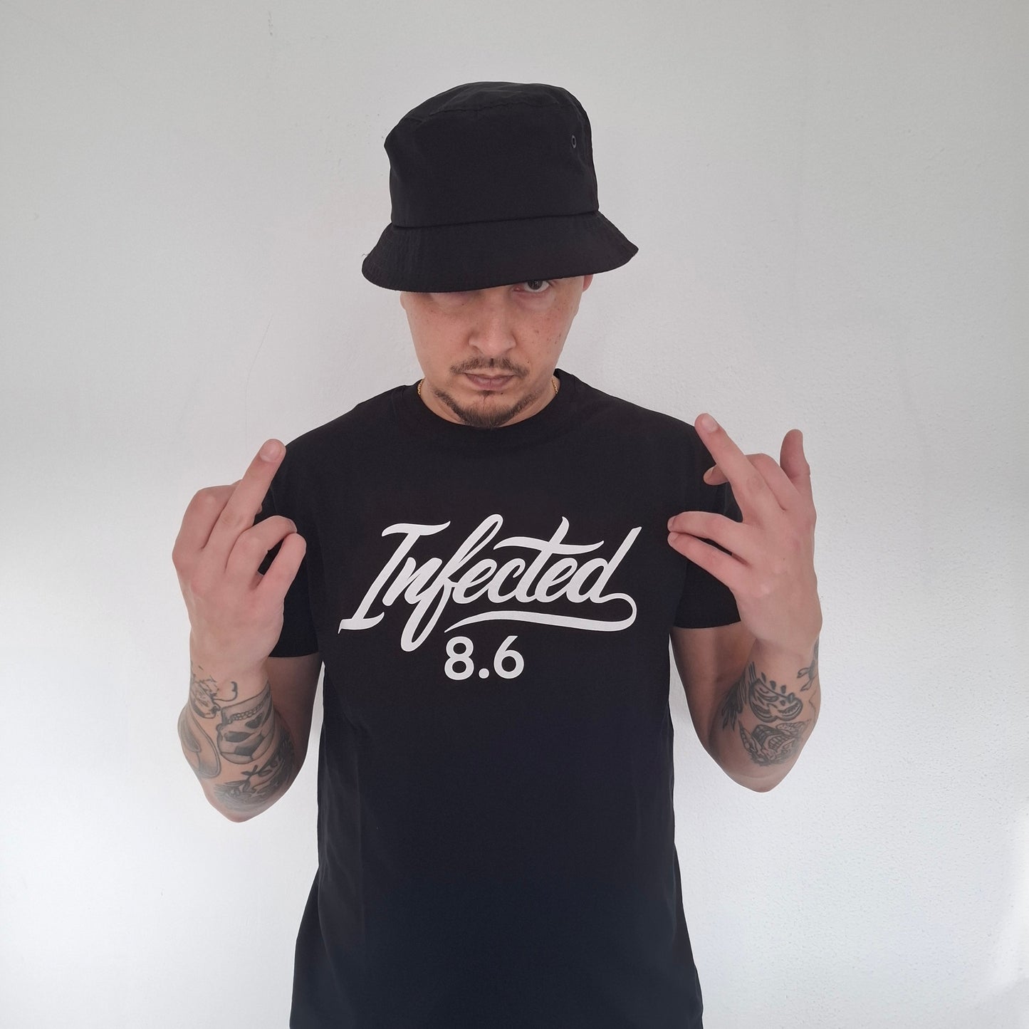 T-Shirt Infected 8.6