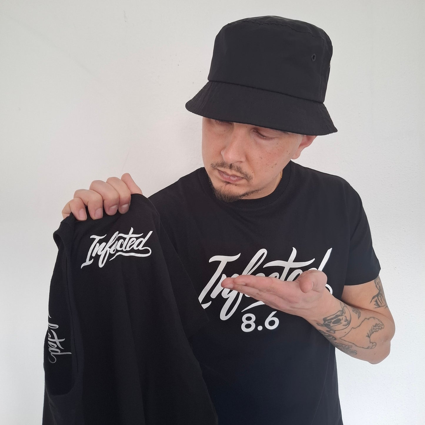 T-Shirt Infected 8.6