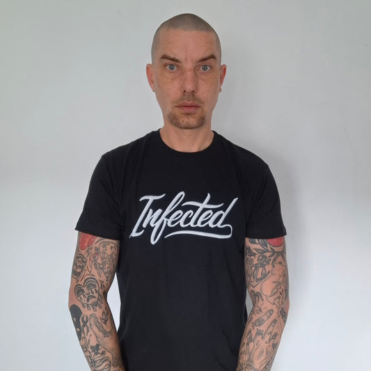 T-Shirt Infected Borduring Print